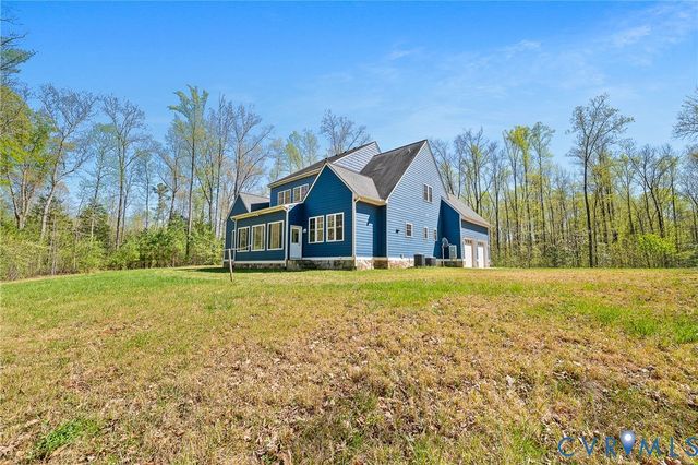 15430 River Rd, Chesterfield, VA 23838