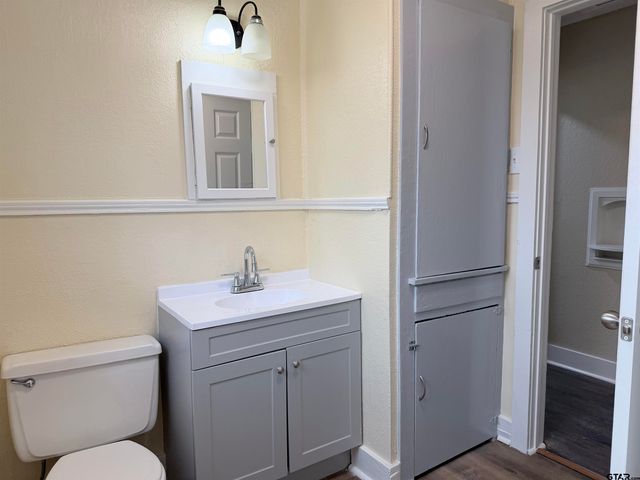 715 N Englewood, Tyler, TX 75704