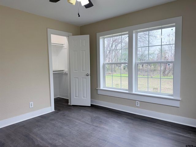 715 N Englewood, Tyler, TX 75704