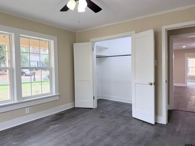 715 N Englewood, Tyler, TX 75704