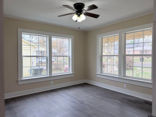 715 N Englewood, Tyler, TX 75704