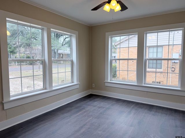 715 N Englewood, Tyler, TX 75704