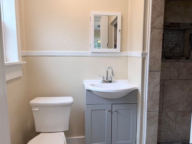 715 N Englewood, Tyler, TX 75704