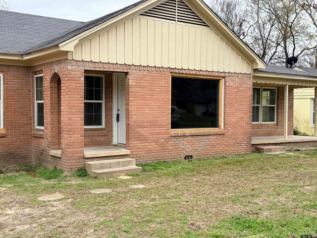 715 N Englewood, Tyler, TX 75704