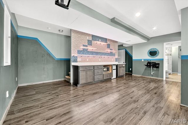 503 Fortress Court, St Charles, MO 63303