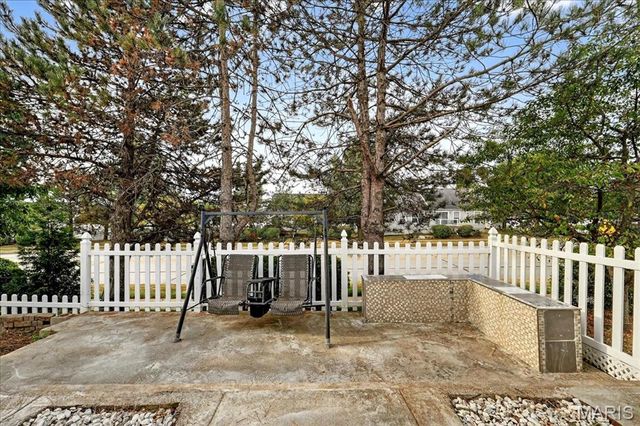 503 Fortress Court, St Charles, MO 63303