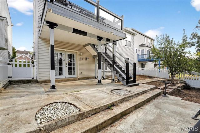 503 Fortress Court, St Charles, MO 63303