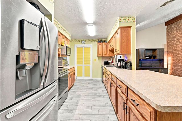 8407 Bandridge Road, La Porte, TX 77571