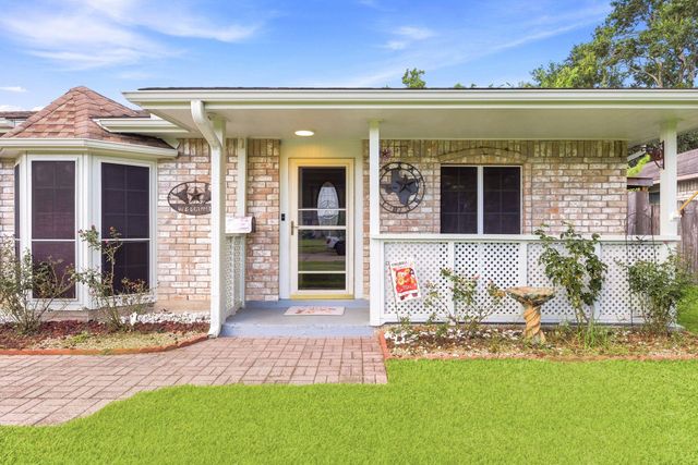 8407 Bandridge Road, La Porte, TX 77571