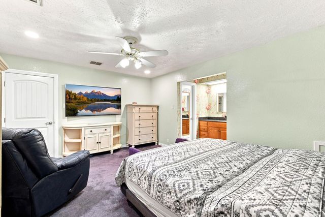 8407 Bandridge Road, La Porte, TX 77571