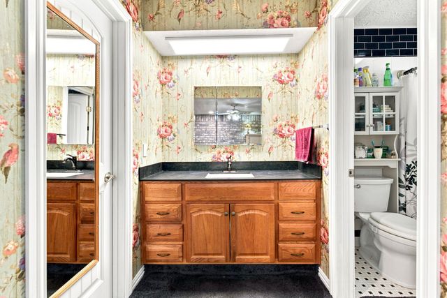 8407 Bandridge Road, La Porte, TX 77571