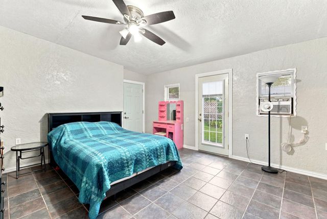 8407 Bandridge Road, La Porte, TX 77571
