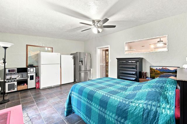 8407 Bandridge Road, La Porte, TX 77571