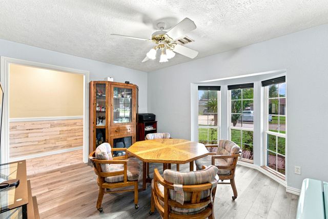8407 Bandridge Road, La Porte, TX 77571