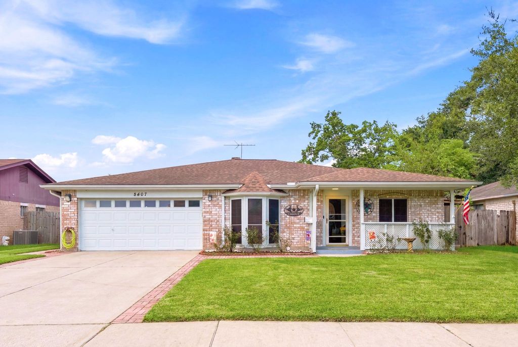 8407 Bandridge Road, La Porte, TX 77571