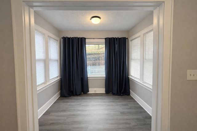 1330 E Main Street, Kalamazoo City, MI 49048