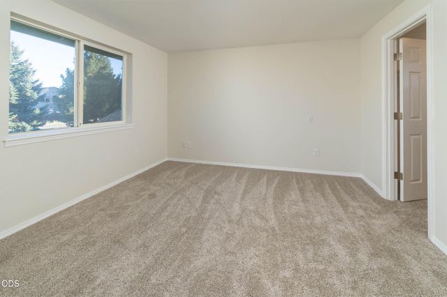 61364 Elkhorn Street, Bend, OR 97702