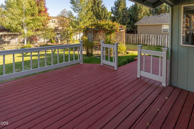 61364 Elkhorn Street, Bend, OR 97702
