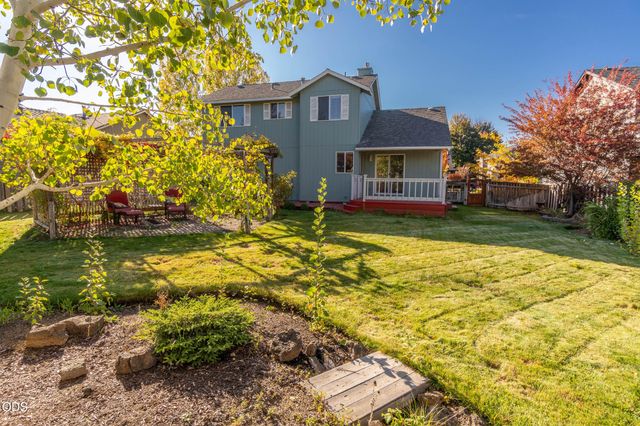 61364 Elkhorn Street, Bend, OR 97702