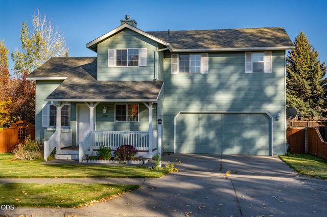 61364 Elkhorn Street, Bend, OR 97702