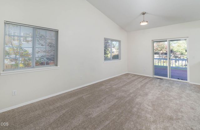 61364 Elkhorn Street, Bend, OR 97702