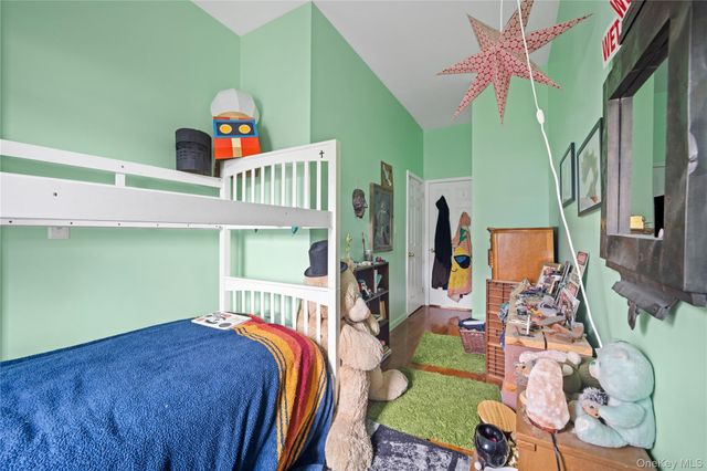 46-15 30th Road, Astoria, NY 11103