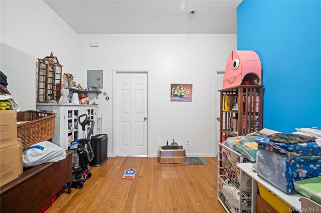 46-15 30th Road, Astoria, NY 11103
