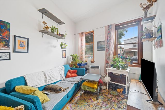 46-15 30th Road, Astoria, NY 11103