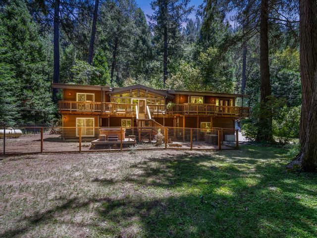 5011 Clear Creek Rd, Placerville, CA 95667