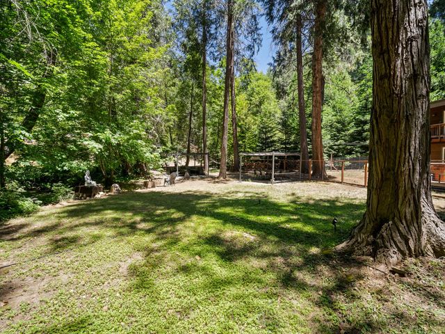 5011 Clear Creek Rd, Placerville, CA 95667