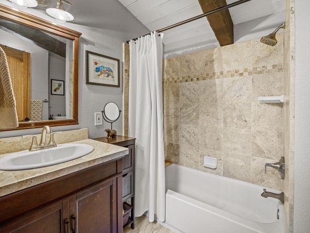 5011 Clear Creek Rd, Placerville, CA 95667