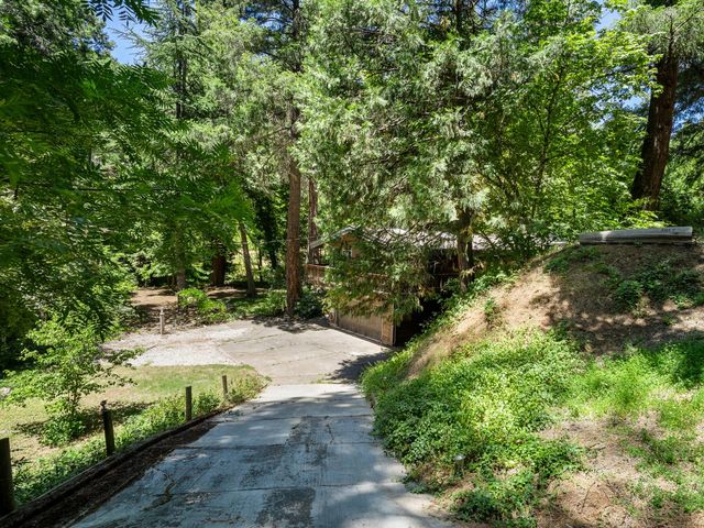 5011 Clear Creek Rd, Placerville, CA 95667