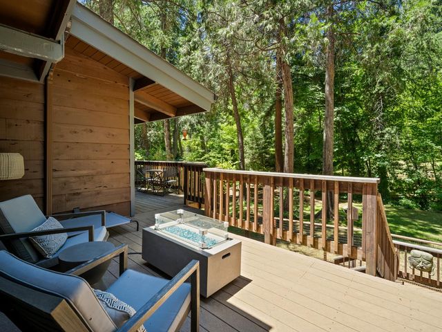 5011 Clear Creek Rd, Placerville, CA 95667