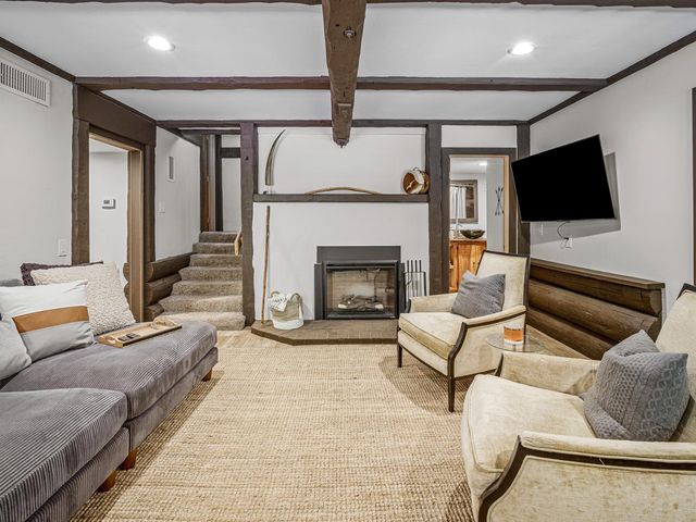 5011 Clear Creek Rd, Placerville, CA 95667