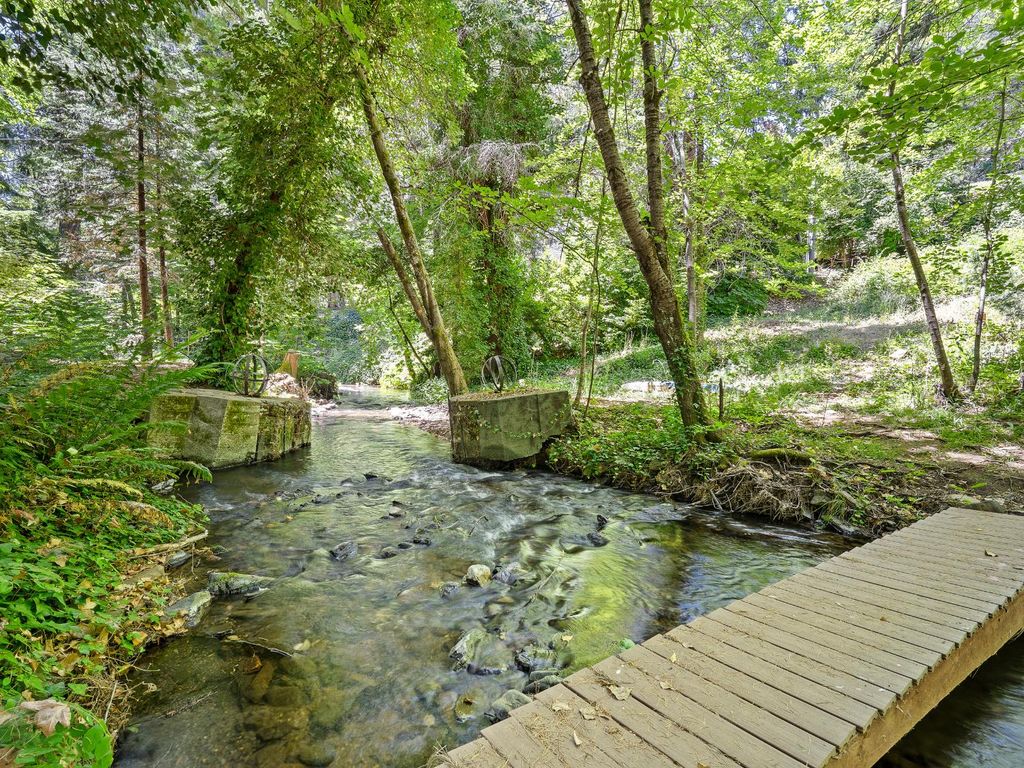 5011 Clear Creek Rd, Placerville, CA 95667