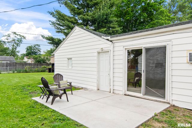 1605 N 21ST Street, Springfield, IL 62702
