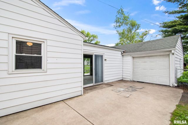 1605 N 21ST Street, Springfield, IL 62702