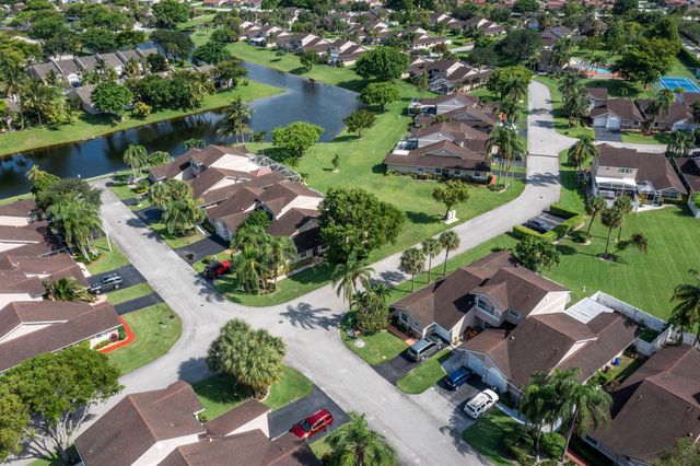5143 NW 12th Lane, Deerfield Beach, FL 33442