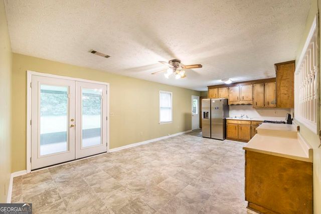 1602 Knoxville Street, Fort Valley, GA 31030