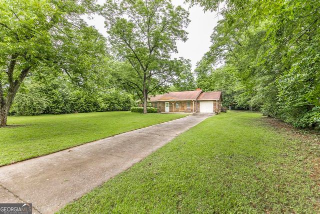 1602 Knoxville Street, Fort Valley, GA 31030