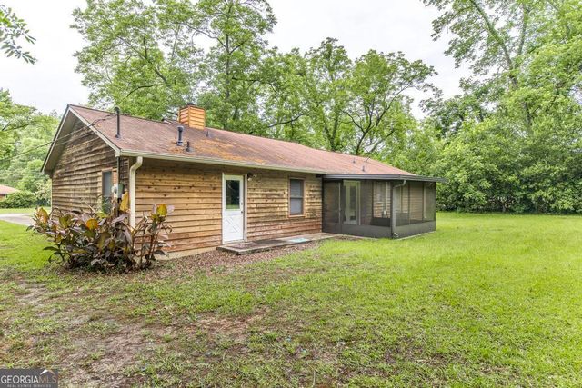1602 Knoxville Street, Fort Valley, GA 31030