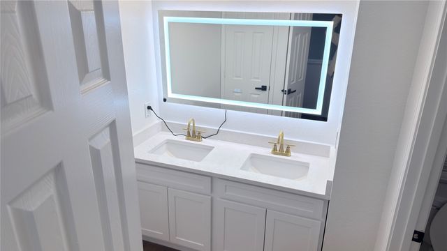 2917 Gentilly Lane, Fort Worth, TX 76123