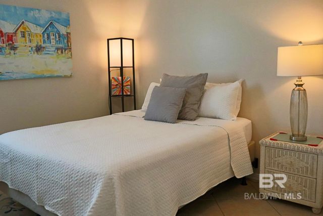 2423 Choctaw Road, Gulf Shores, AL 36542