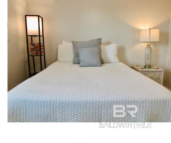 2423 Choctaw Road, Gulf Shores, AL 36542