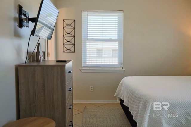 2423 Choctaw Road, Gulf Shores, AL 36542