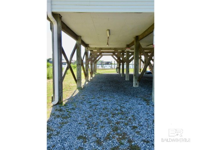 2423 Choctaw Road, Gulf Shores, AL 36542