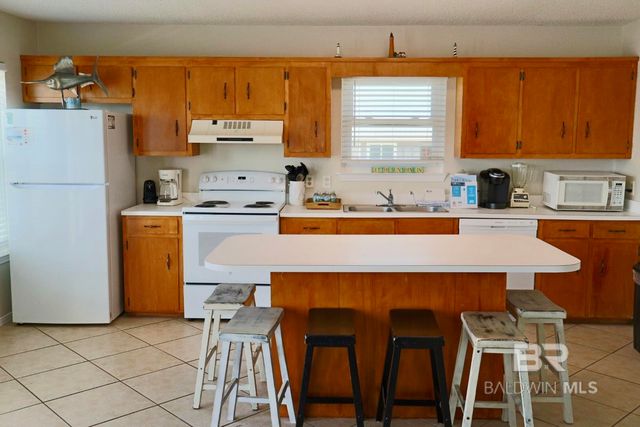 2423 Choctaw Road, Gulf Shores, AL 36542