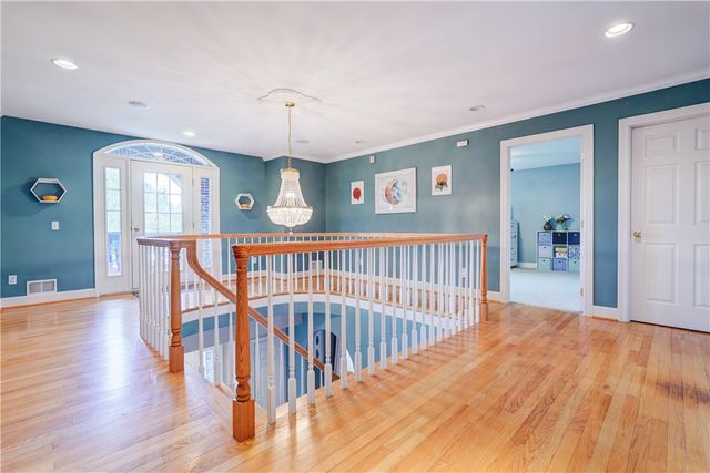 12 Shone Circle, Mendon, NY 14506