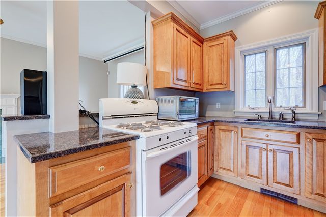 12 Shone Circle, Mendon, NY 14506