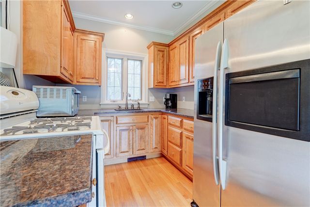 12 Shone Circle, Mendon, NY 14506